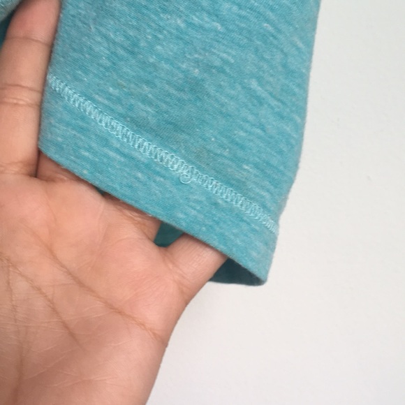 Super comfy baseball tee! - Picture 4 of 5